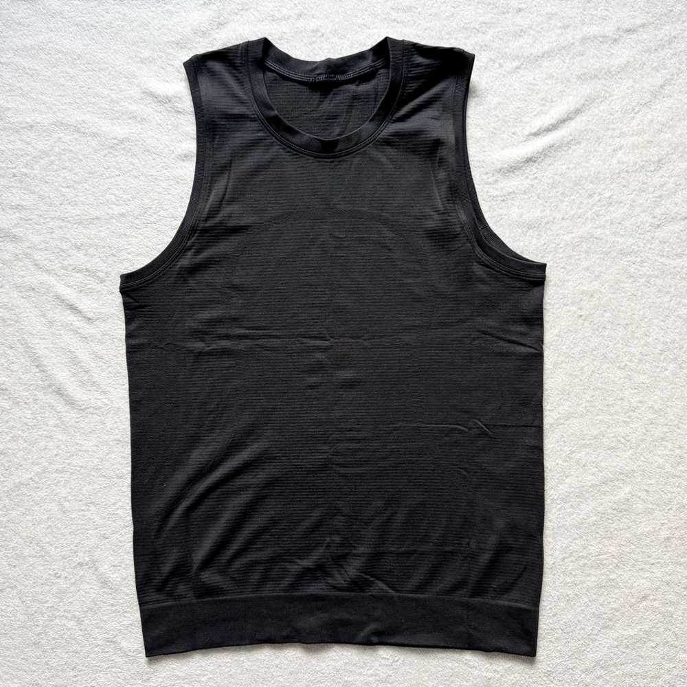 lululemon Swiftly Tech Relaxed Fit Muscle Tank, Black, Size 4